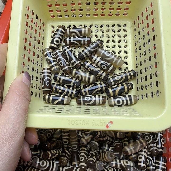 包***忠玛瑙/玉髓未镶嵌珠宝半成品9