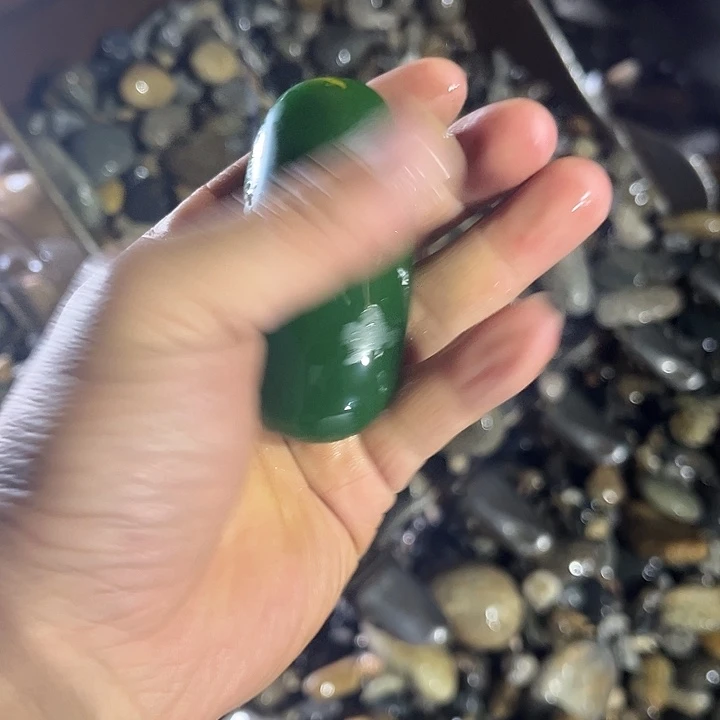 未镶嵌和田玉(糖玉)挂件