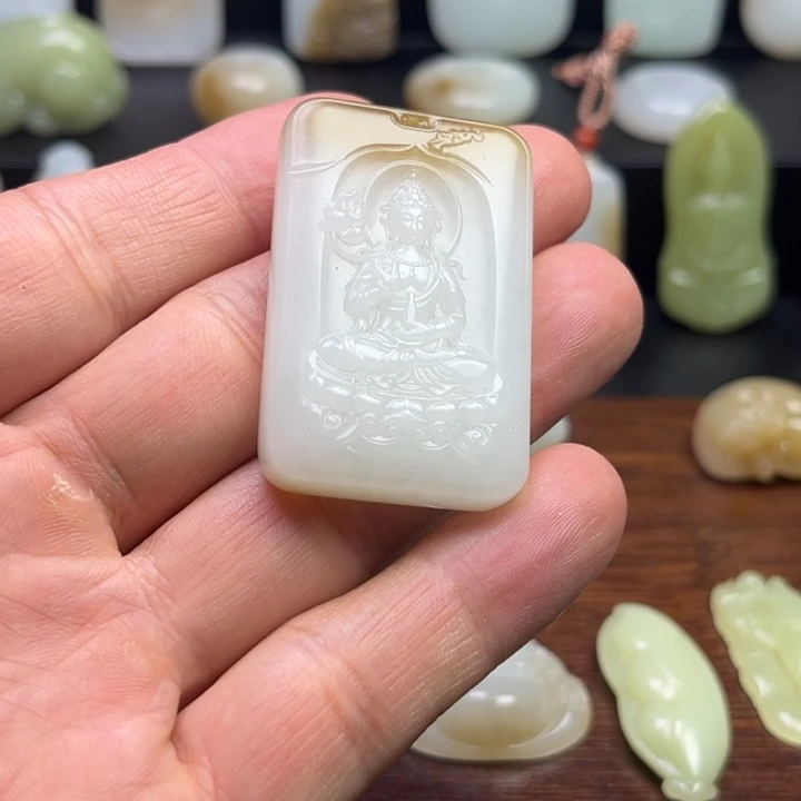 和田玉未镶嵌颈饰