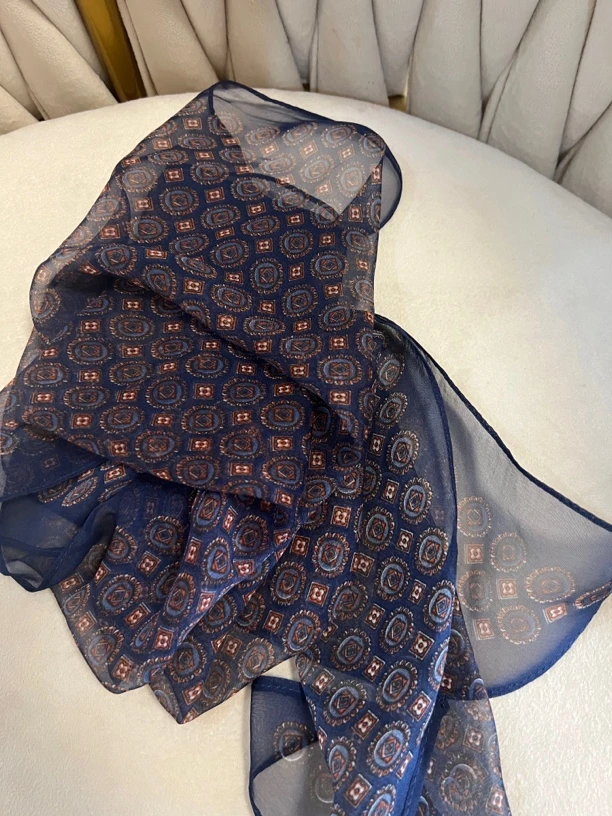 【lan新色小细条】柔软舒适飘逸小细条斜角丝巾飘带