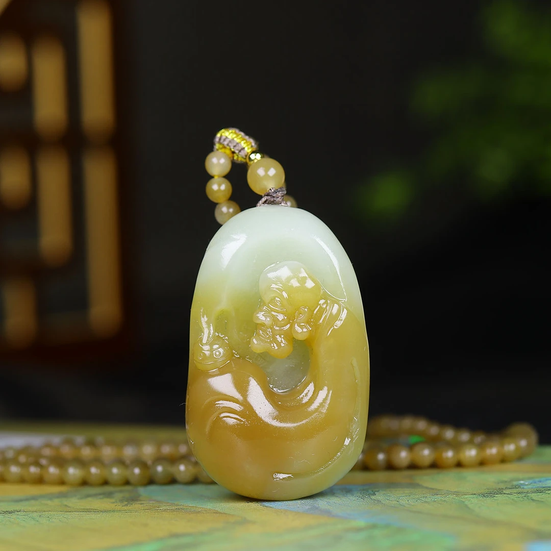 102314和田玉且末料悟道挂件