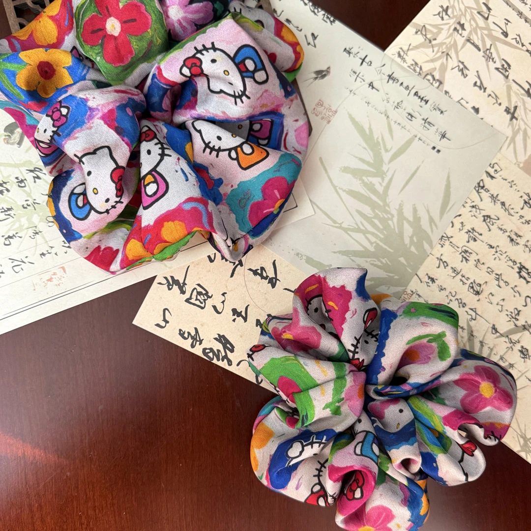 真丝香云纱50姆米皮子hello kitty