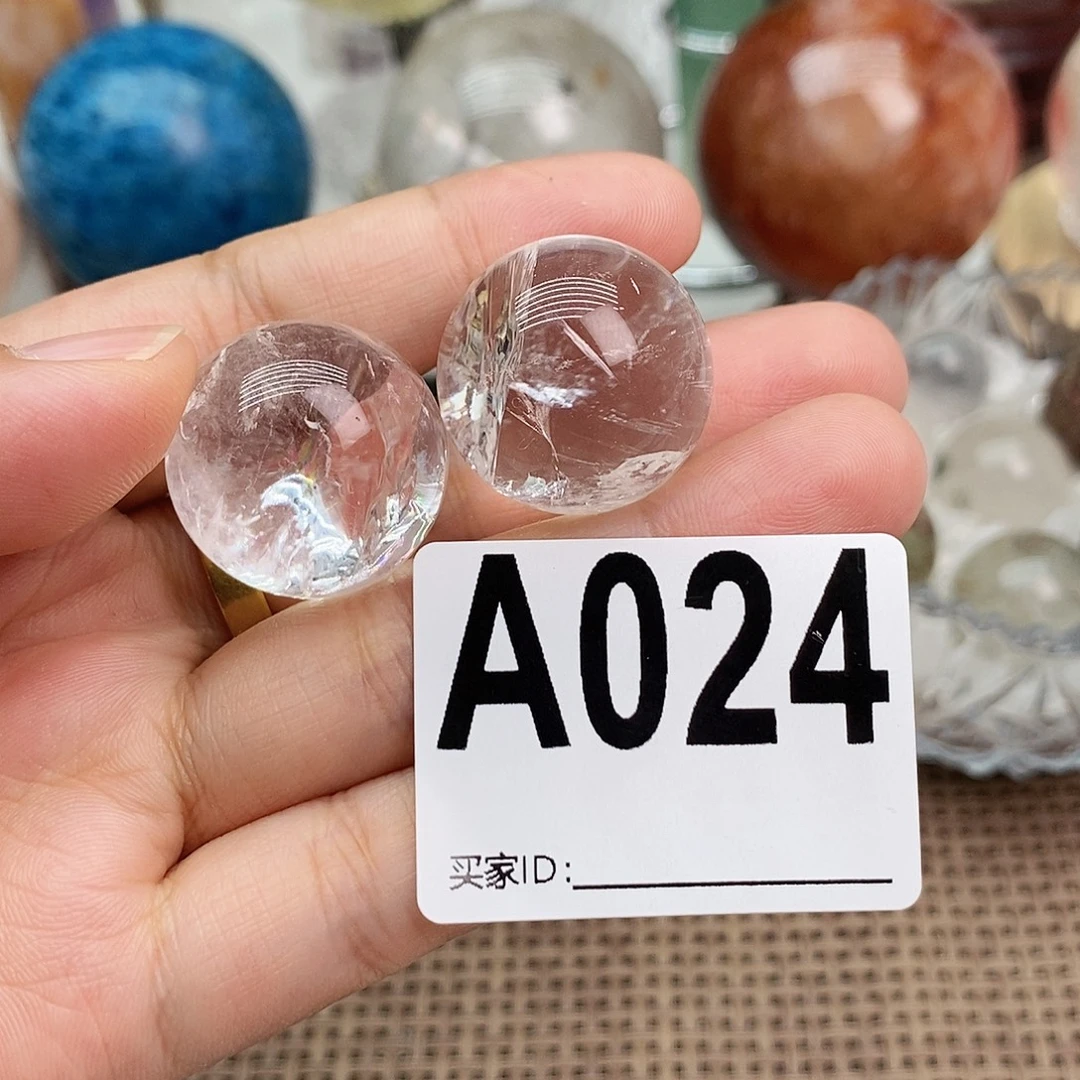 水晶珠宝半成品未镶嵌2.3cm两颗