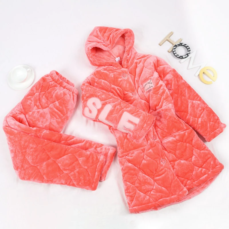 雪俐睡衣女士三层加厚夹棉棉袄简约珊瑚绒长款可外穿家居服8360