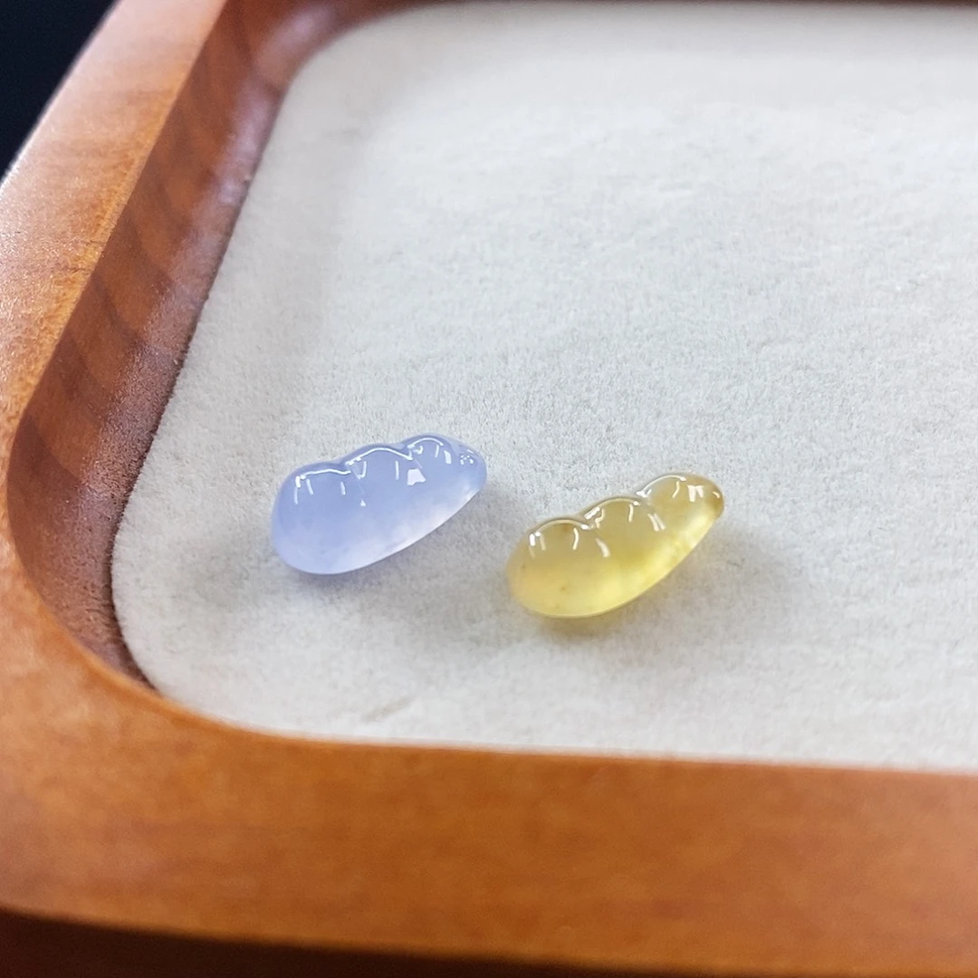 散珠翡翠两颗福豆