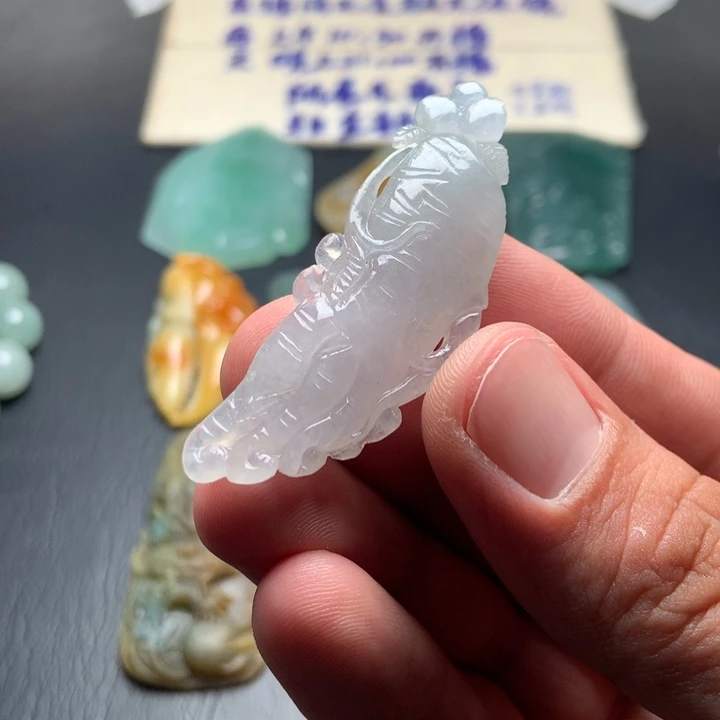 定制翡翠未镶嵌翡翠