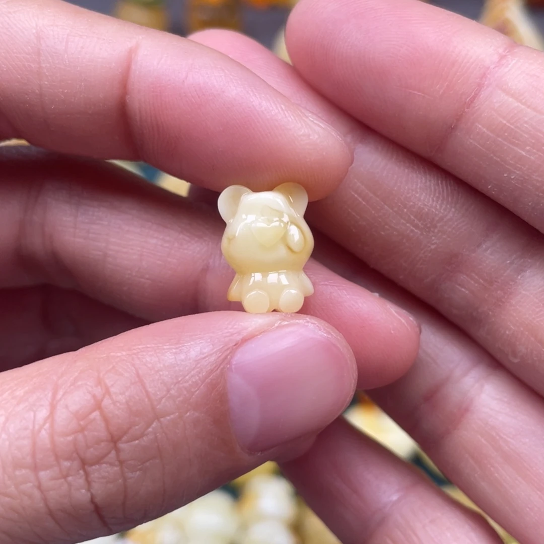 未镶嵌琥珀裸石蜜蜡