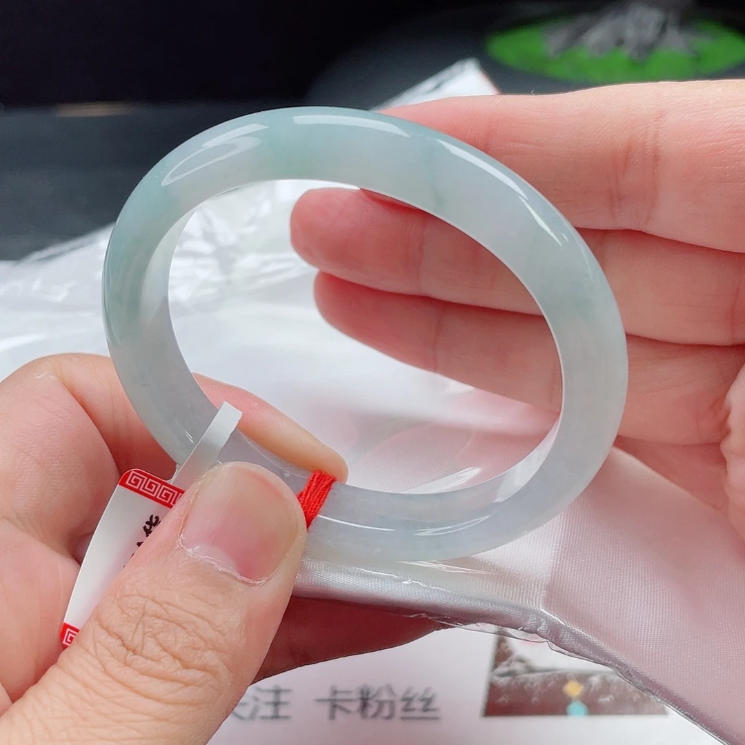 翡翠未镶嵌手镯贵妃51