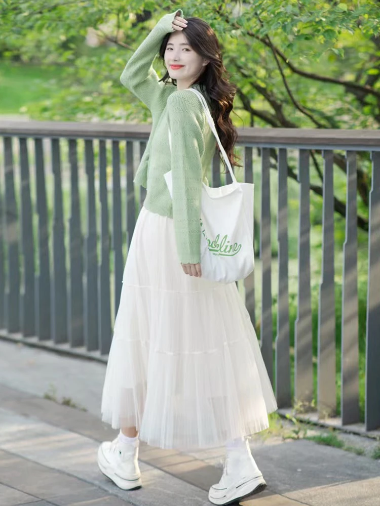 秋装搭配一整套2025减龄超火韩系穿搭小香风漂亮针织套装上衣裙子