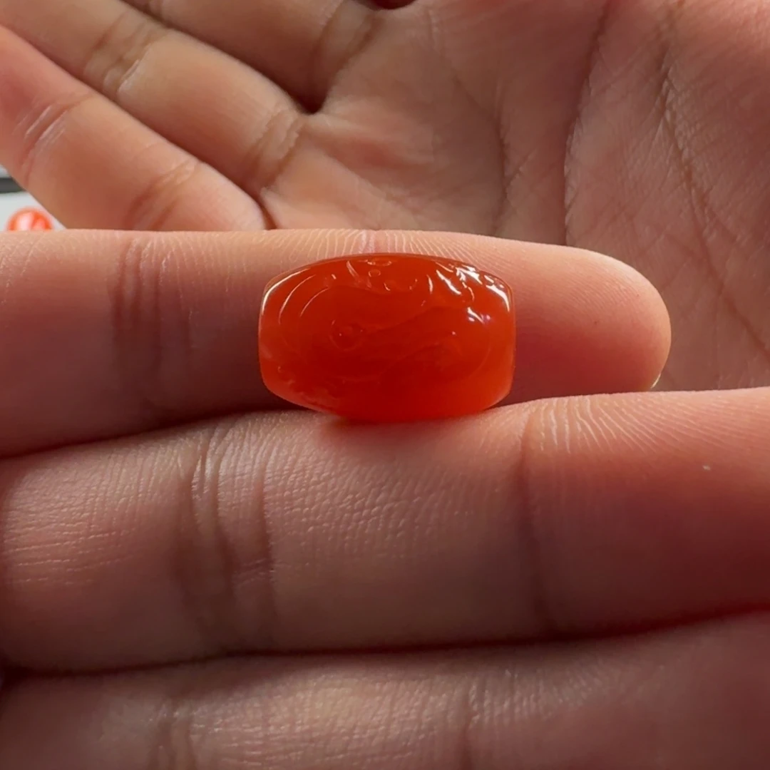 南红玛瑙未镶嵌桶珠17.4*11.7mm