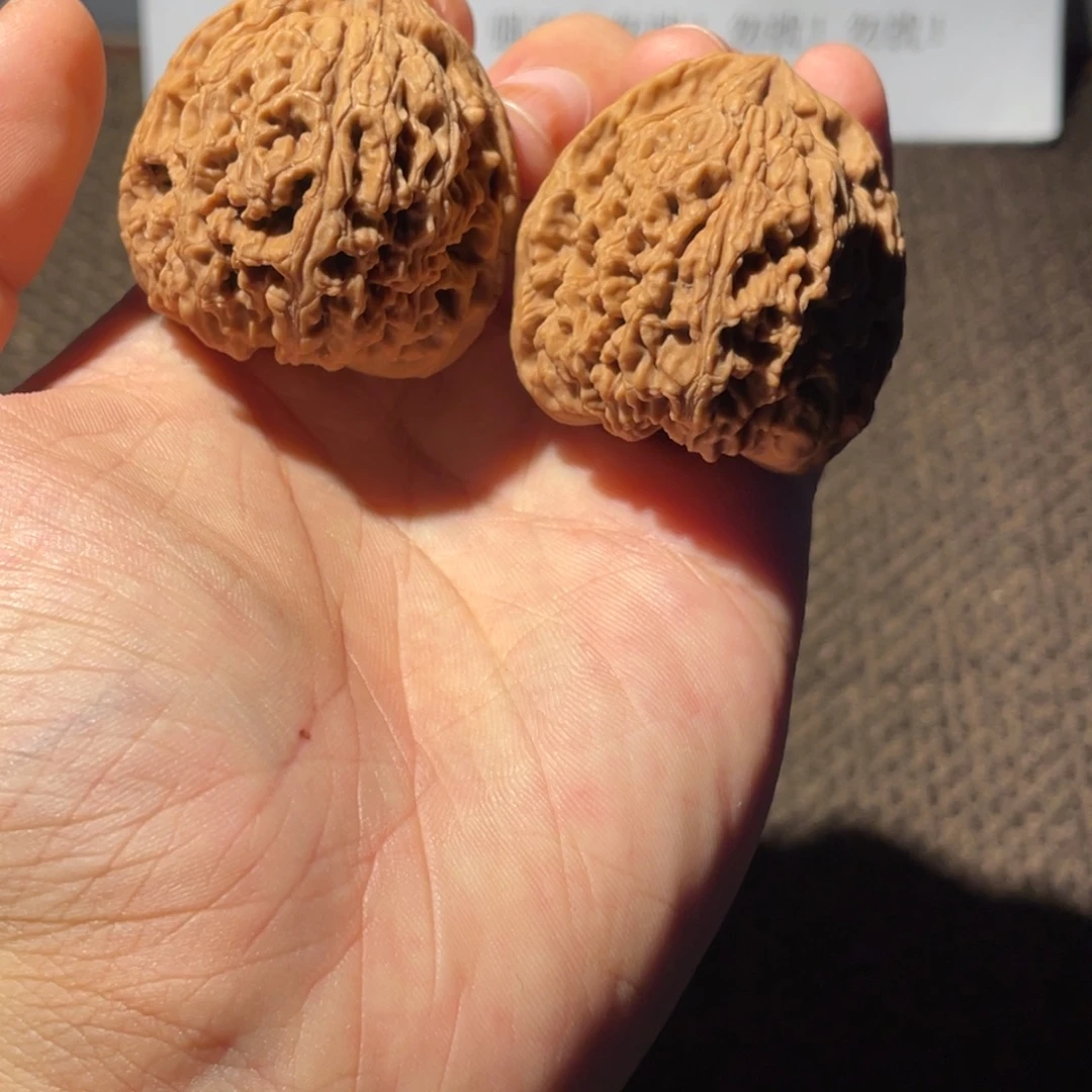 文玩核桃吊坠8号38-36-38三角