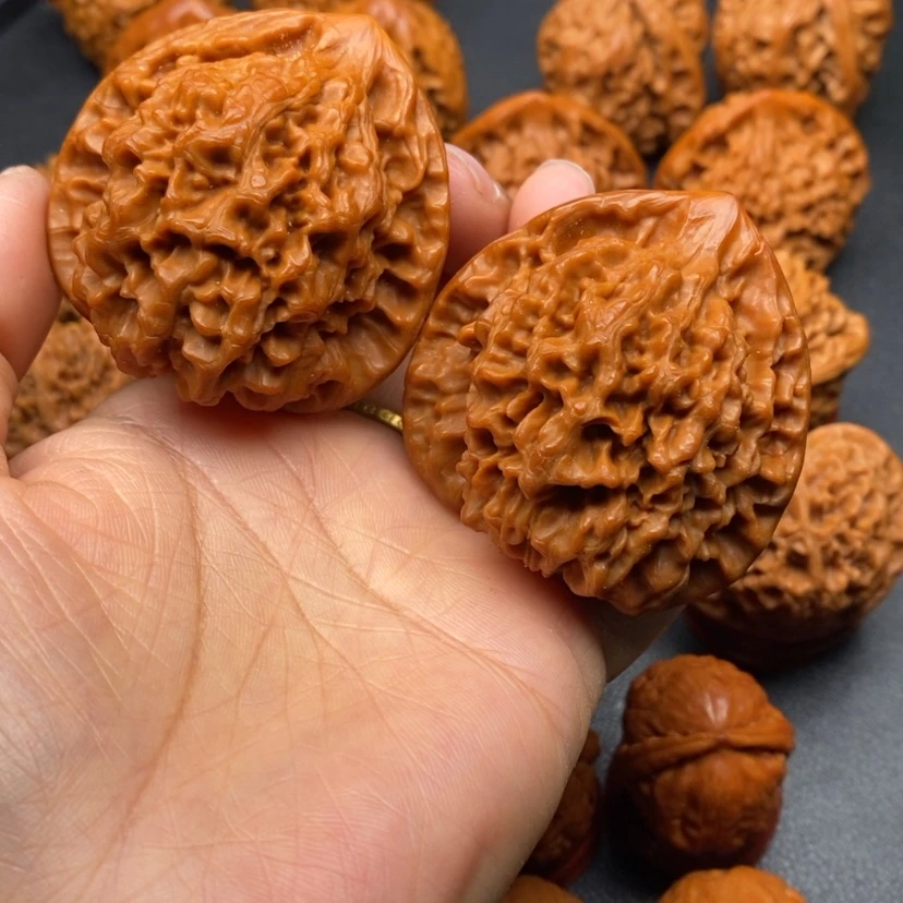 【闪购商品】文玩核桃把件49官帽