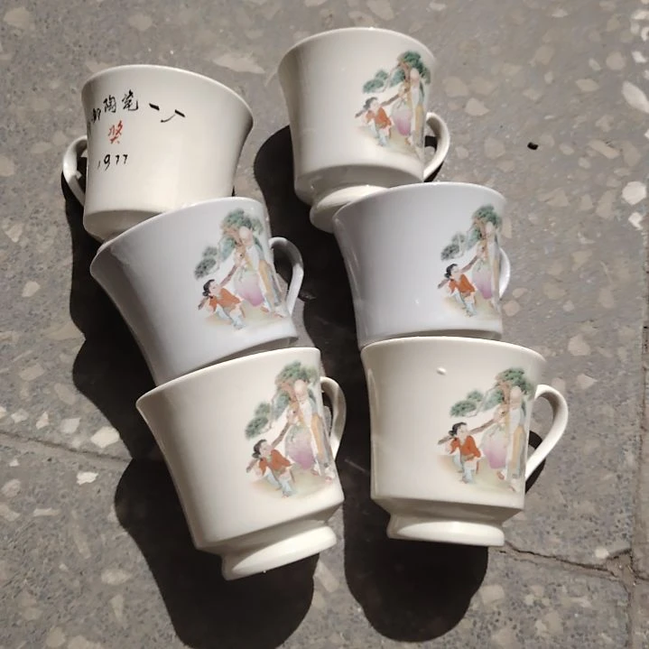 盘陶瓷盘子碗啥都有