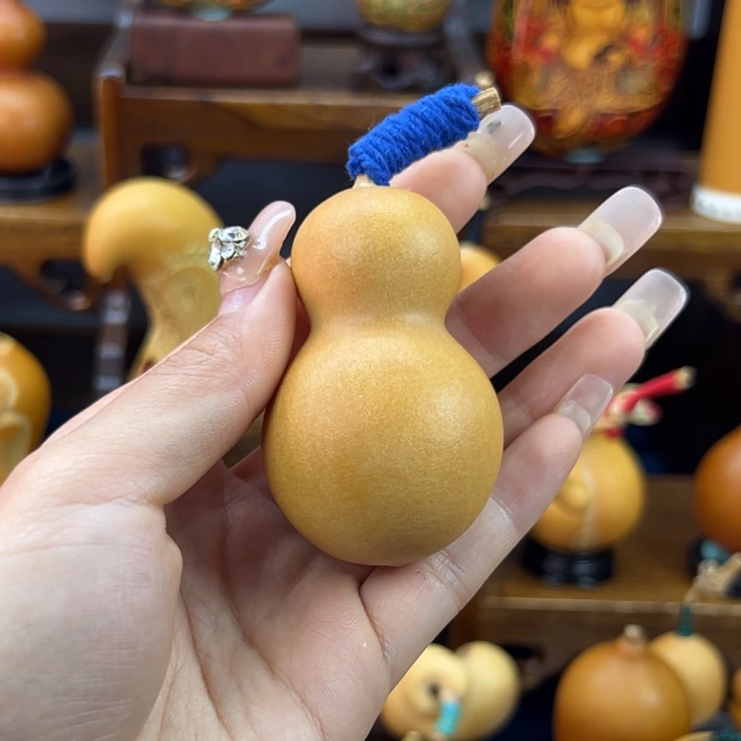 阿***?瓶子厚皮葫芦手把件