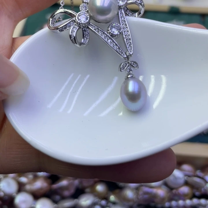 淡水珍珠项链合金