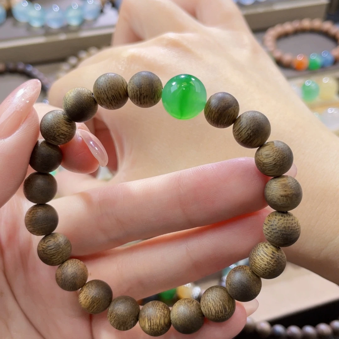 翡翠未镶嵌手链卡11.2阳绿