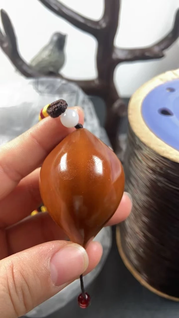 三面雕刻三生巴西橄榄核生命文玩手把件没错链接是三面