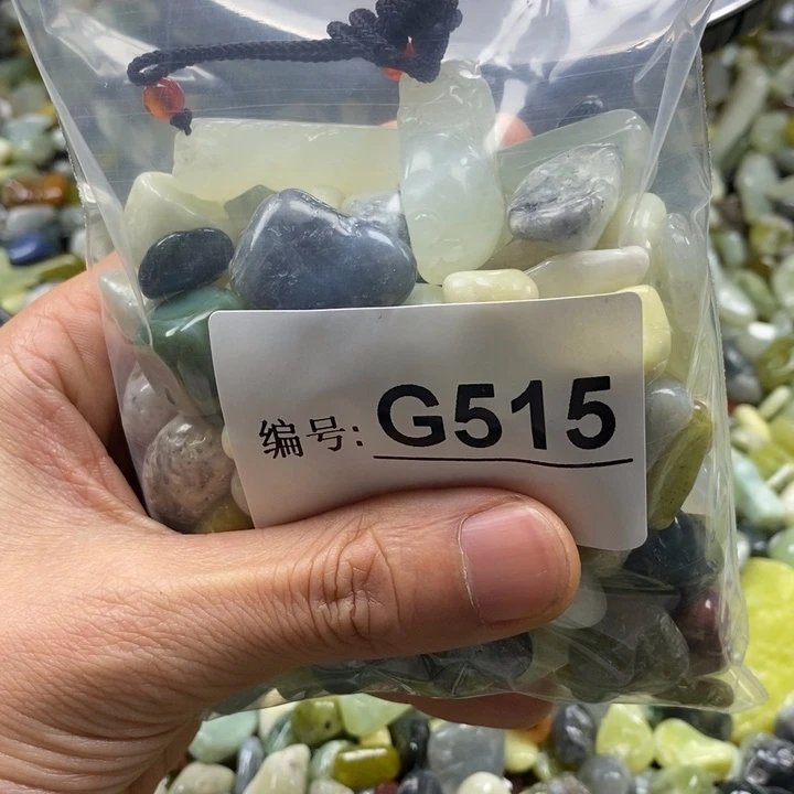 蛇纹石玉鱼缸石未镶嵌