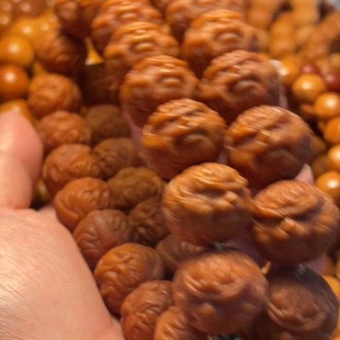 手串猴头核桃有***…舞台