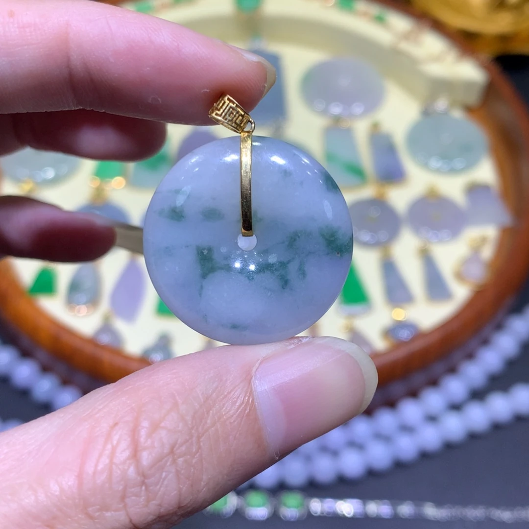 翡翠吊坠(不含链)18K金镶嵌