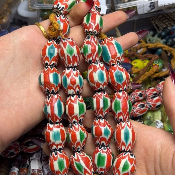 玻璃颈饰4610 雪佛兰一条