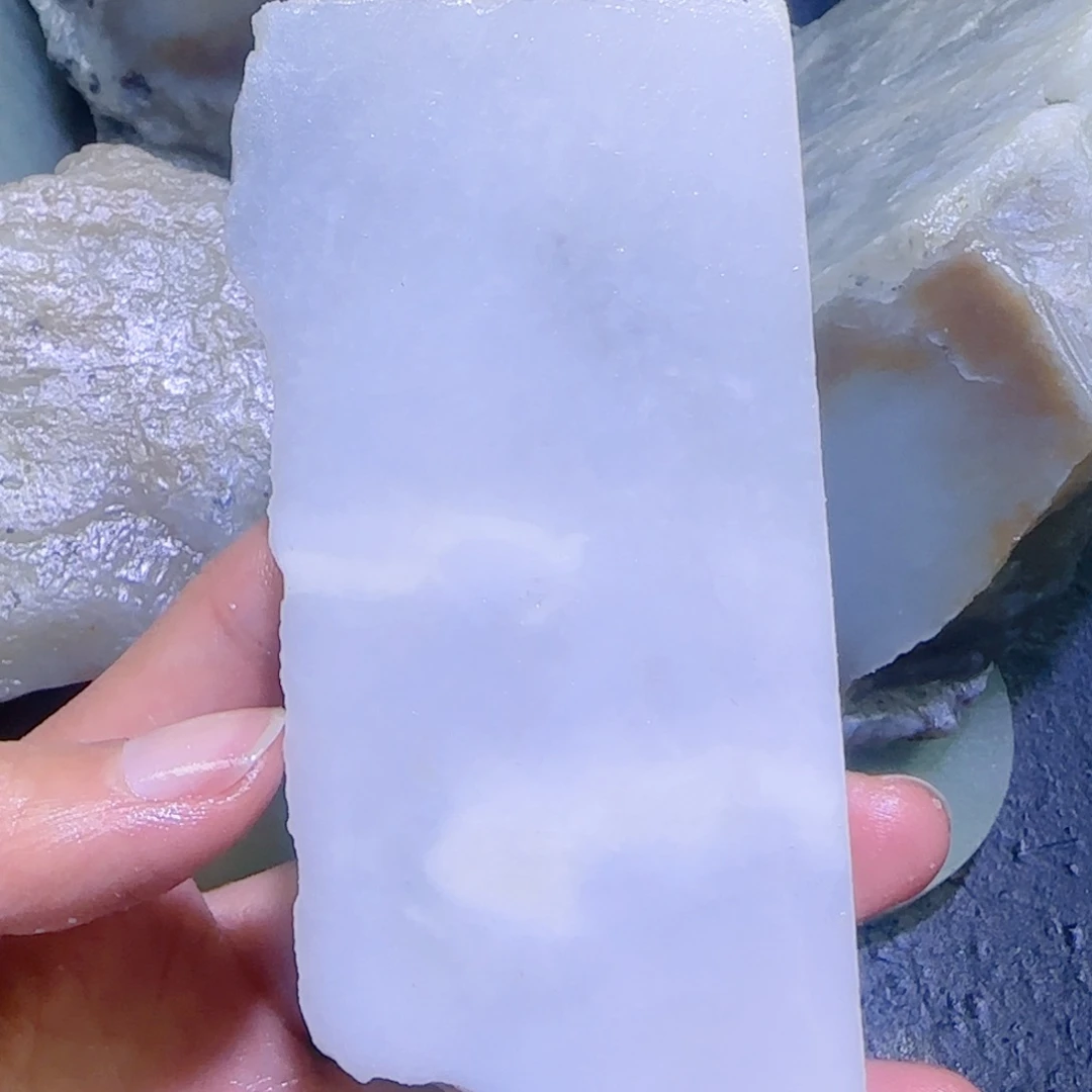 和田玉未镶嵌珠宝半成品