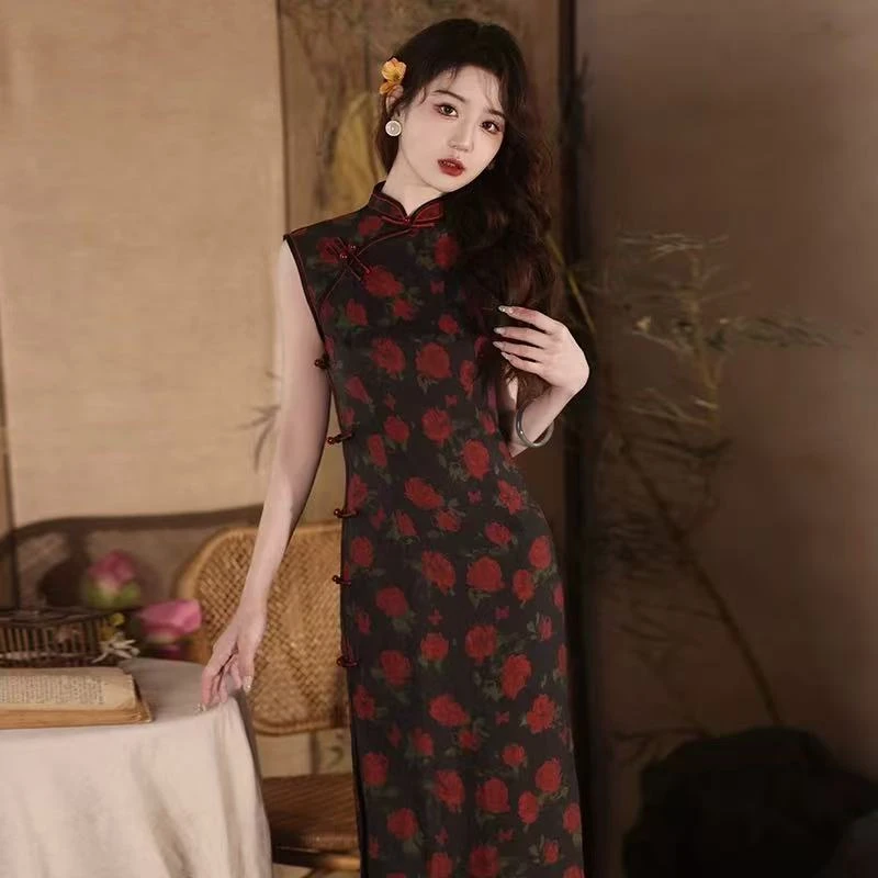 少女年轻无袖『玫瑰花』旗袍