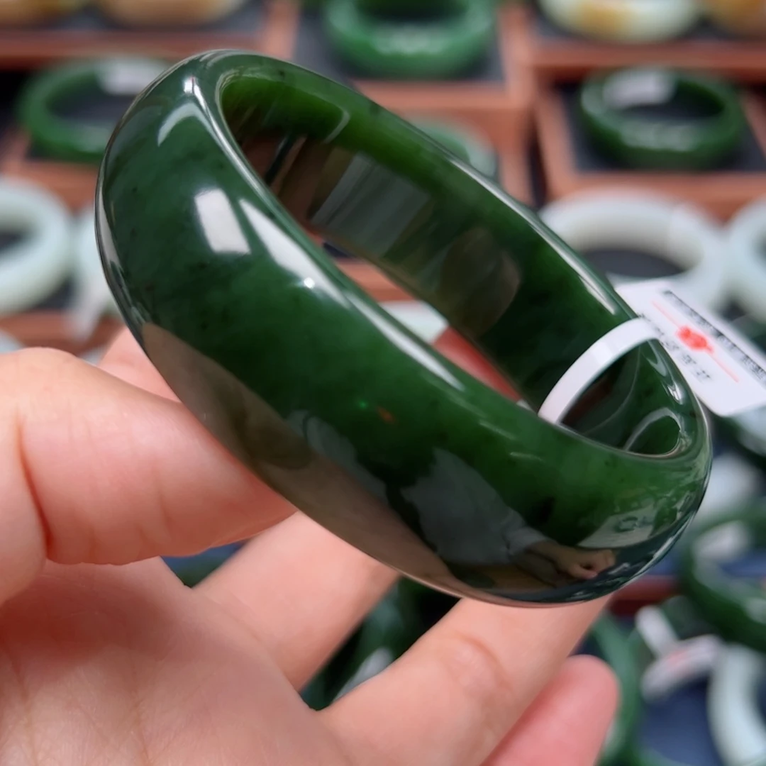 未镶嵌手镯和田玉（碧玉）5960