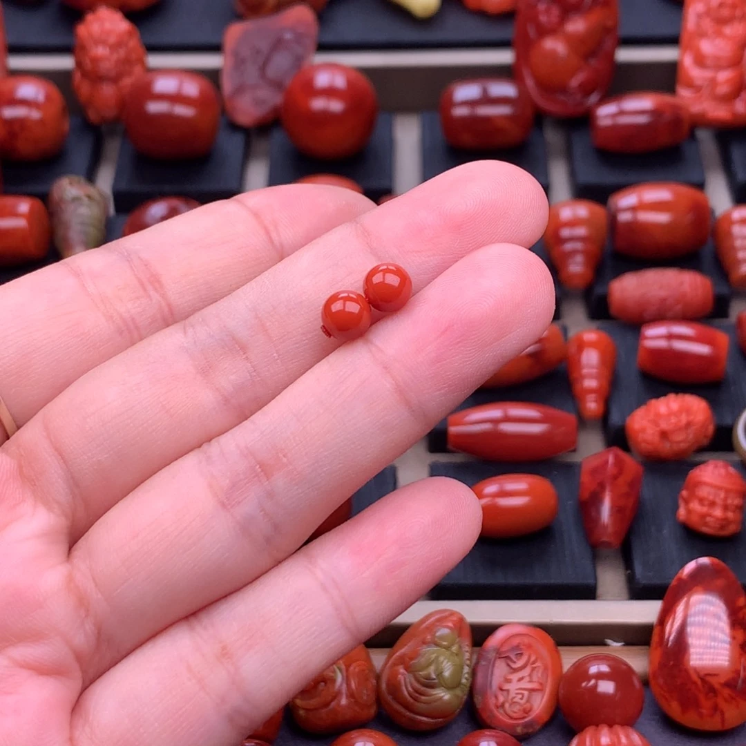 南红玛瑙未镶嵌川料原矿圆珠对珠6mm