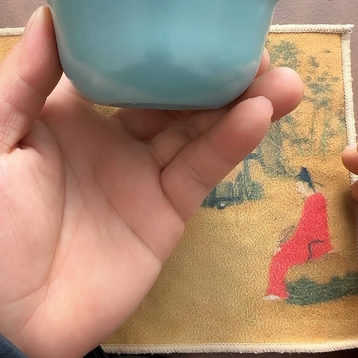 杯子天青釉 鸡缸杯