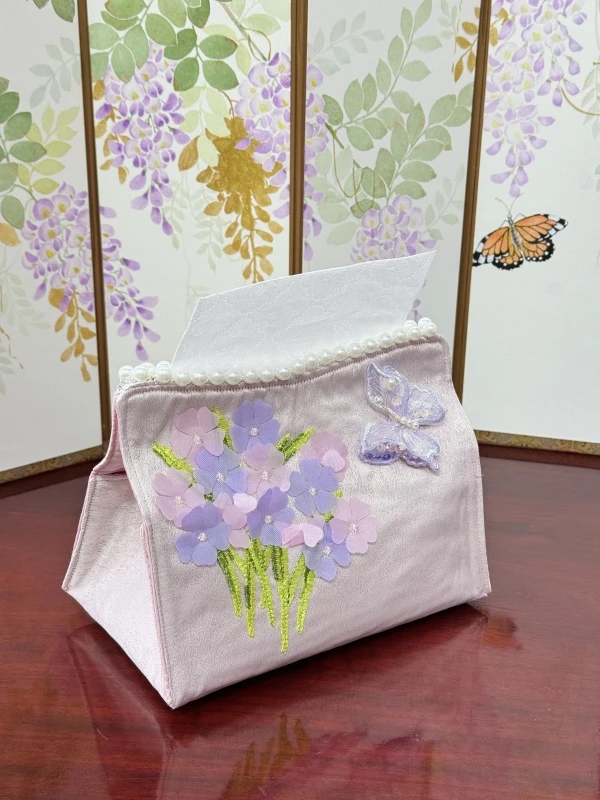 QB00734 七宝烧-立体蝶恋花钉珠纸巾盒粉色