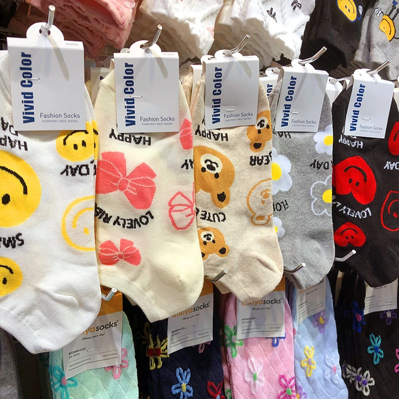 春夏新款可爱笑脸小熊蝴蝶结女袜短筒韩国袜子vividcolor进口薄棉