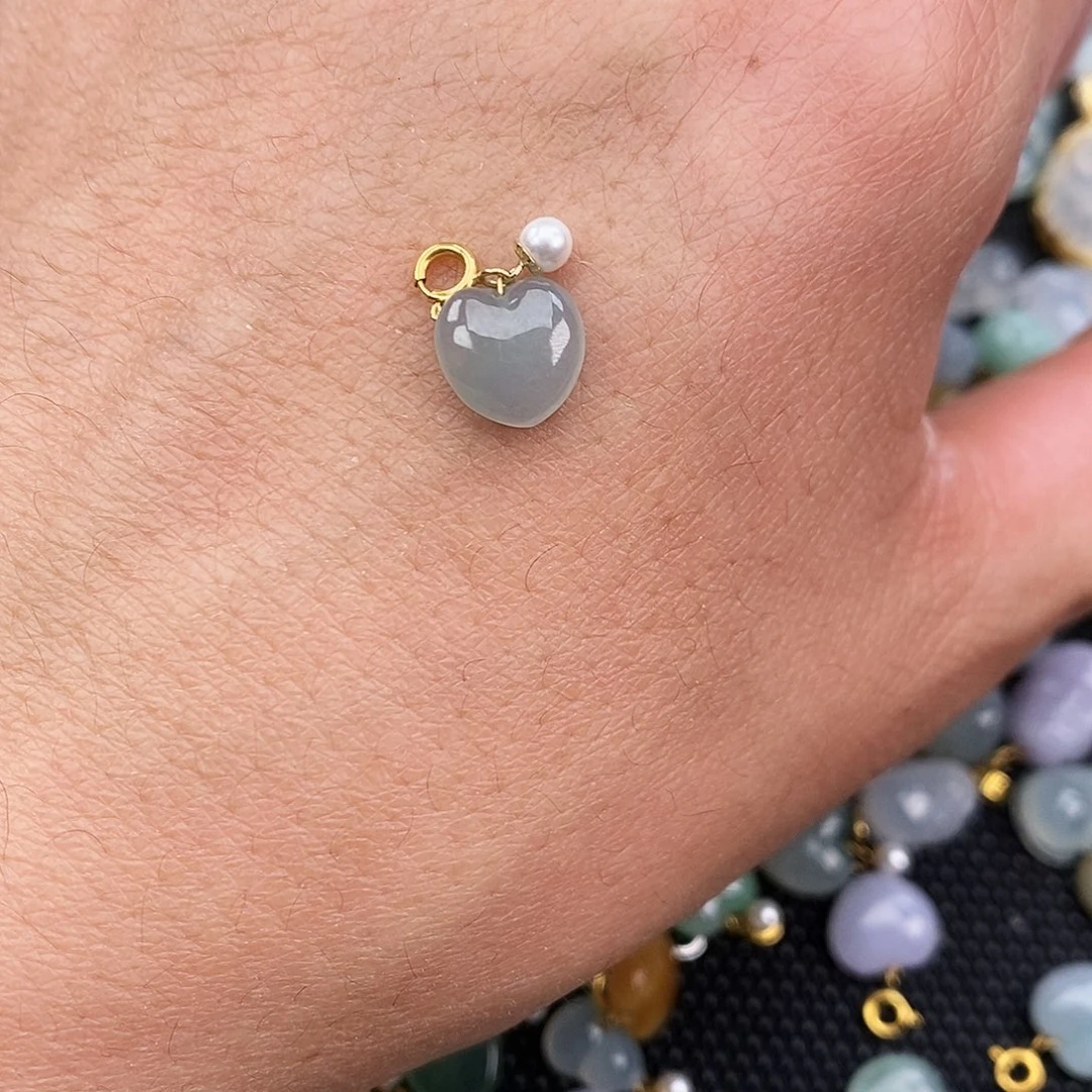 翡翠颈饰18K金镶嵌爱心