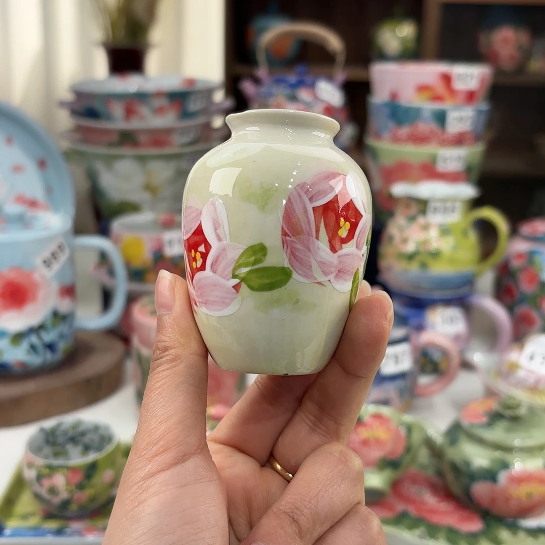 瓷片给他e mo mo l l k k lv