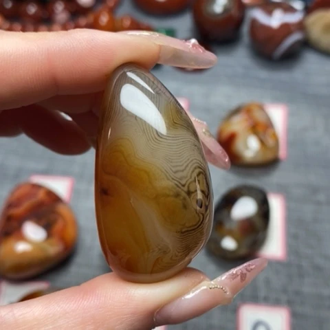 玛瑙/玉髓珠宝奇石未镶嵌彼*打孔不退不换