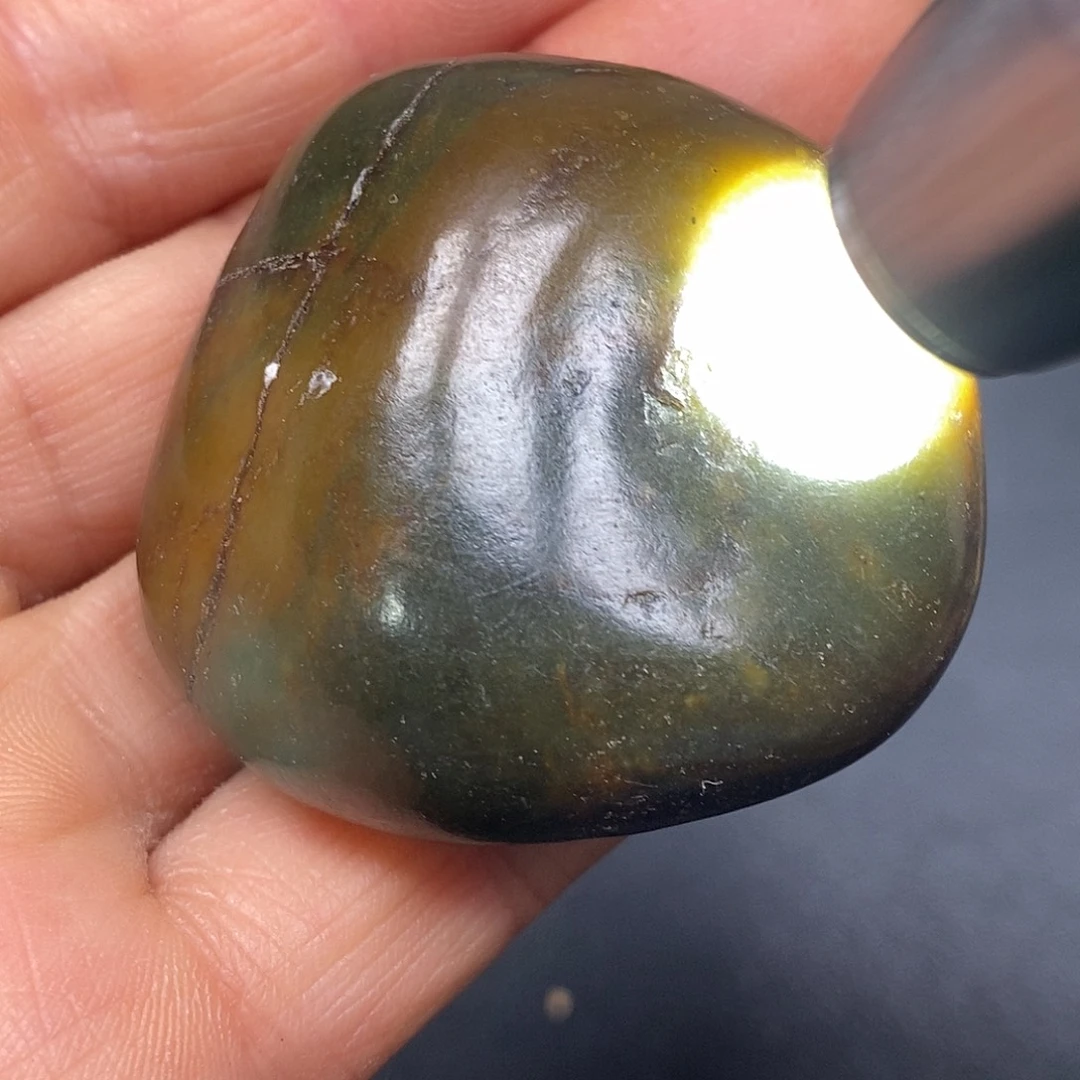 和田玉未镶嵌珠宝奇石