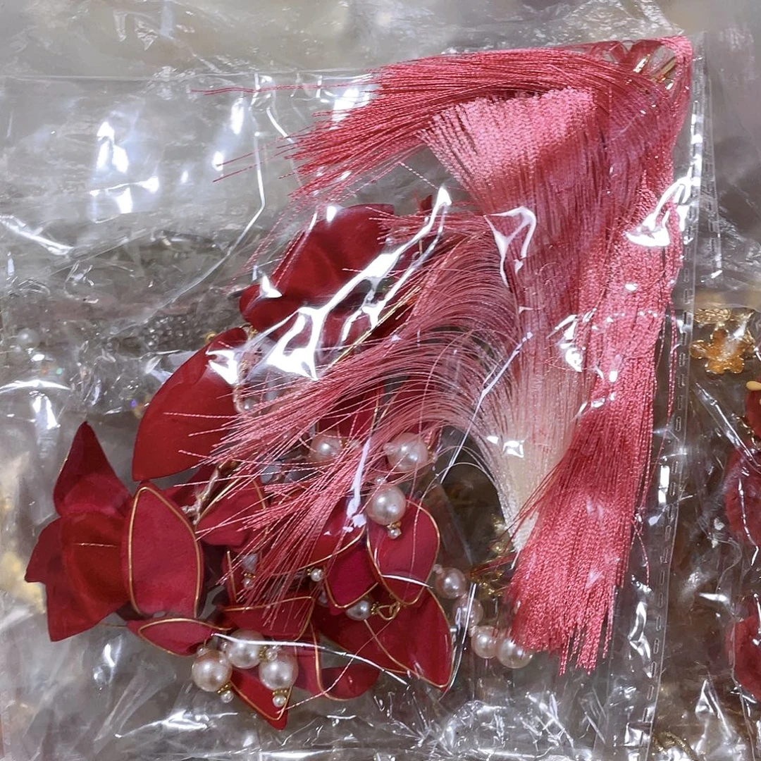 混合材质新娘头饰不退不换不售后默认瑕疵