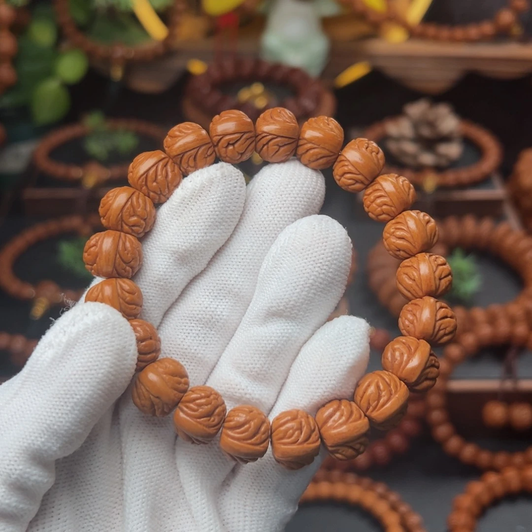 吊坠桃核1.3盘龙爆肚手串