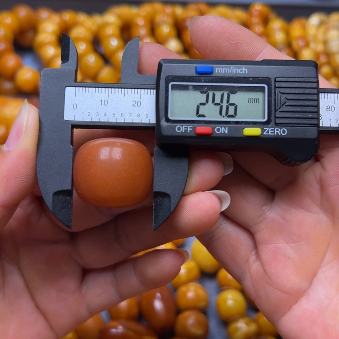 琥珀未镶嵌吊坠(不含链)