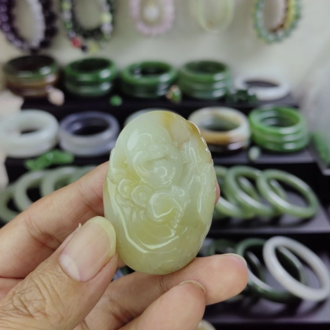 和田玉未镶嵌颈饰