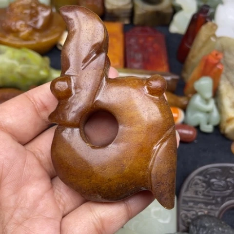 蛇纹石玉未镶嵌颈饰30