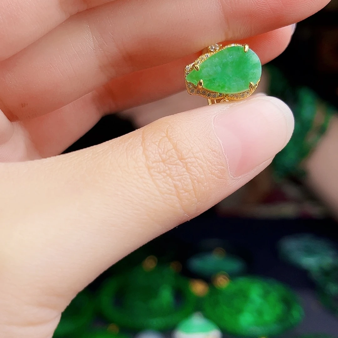 颈饰银S925镶嵌翡翠多样性