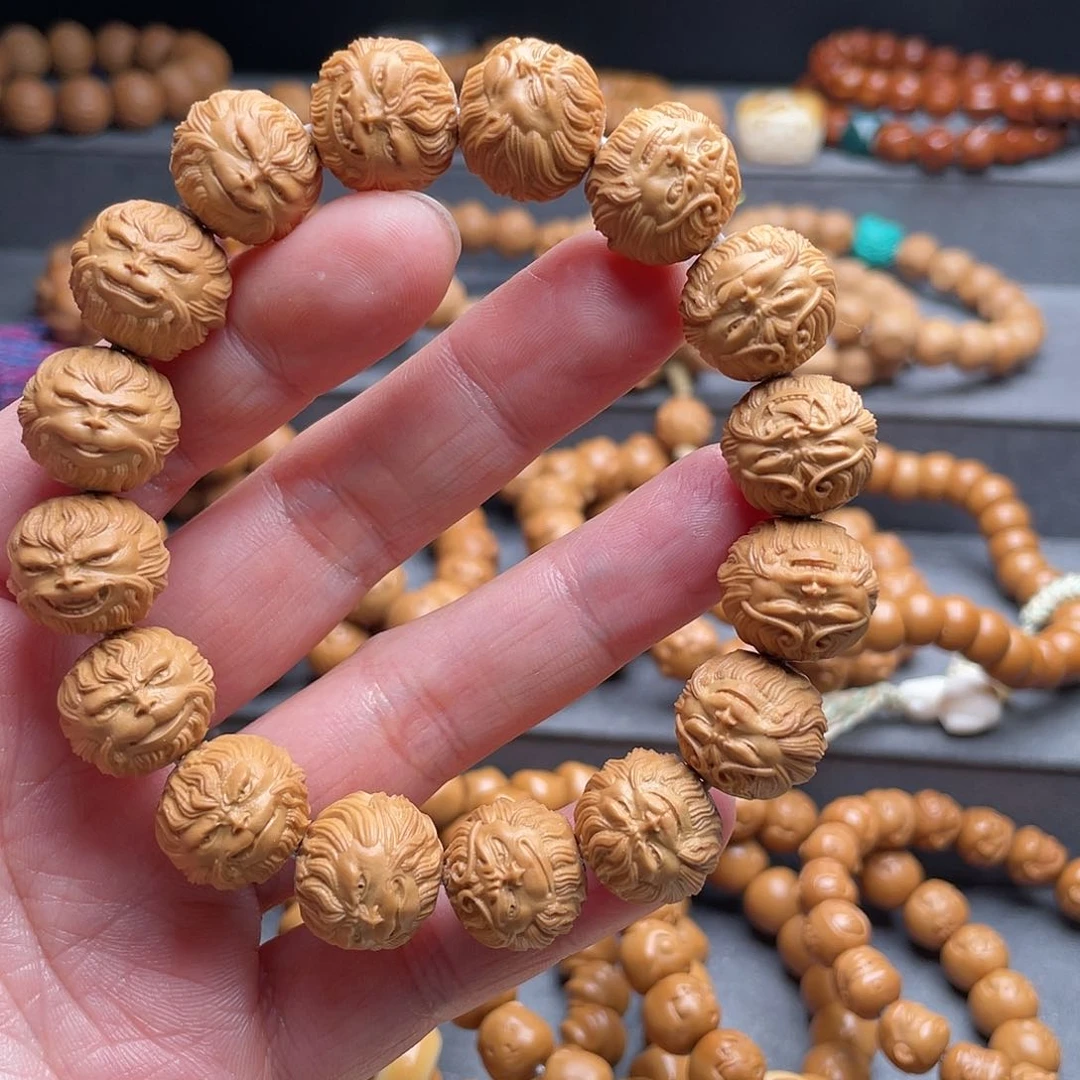 猴头核桃吊坠大圣