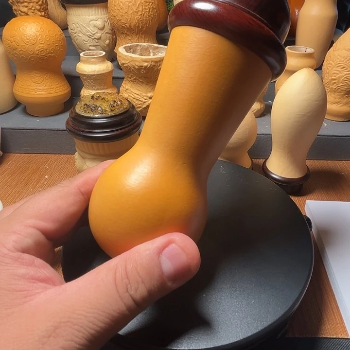 小心翼翼把他带上我面前