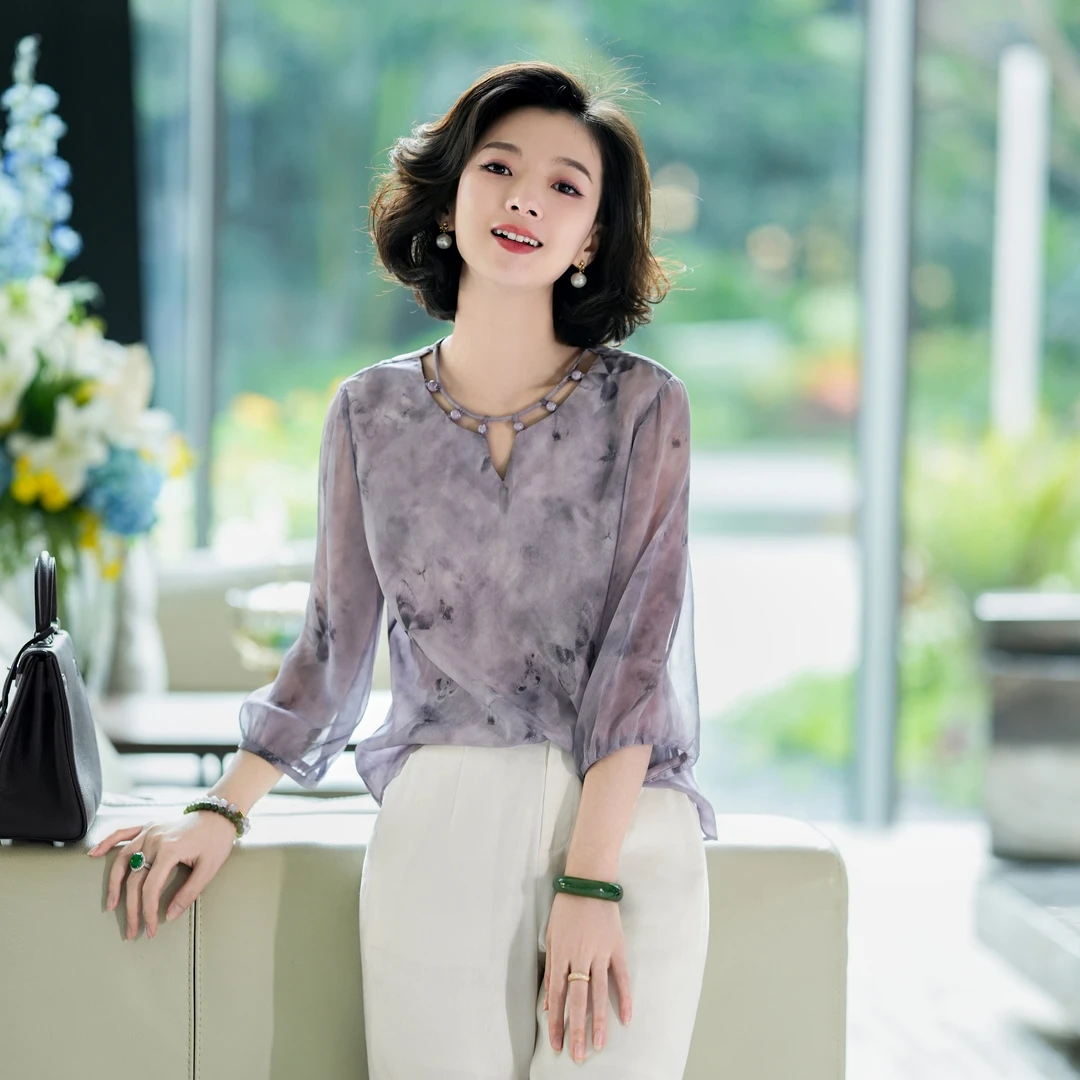 西子/【墨蝶】重磅桑蚕丝镂空珠串时尚领口设计七分袖上衣/SYBH1534