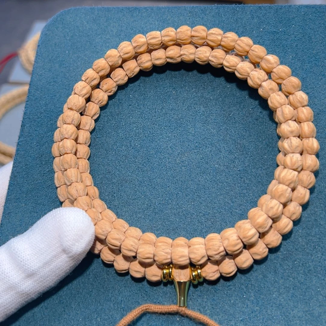 吊坠柏香籽/百香籽伪**家玉莲花