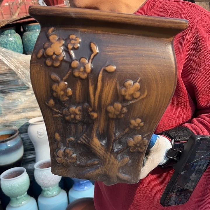 高度24厘米口20厘米