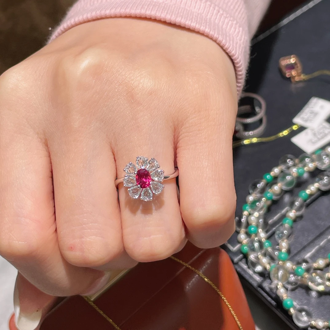 18K无烧绝地尖晶石戒指0.5ct