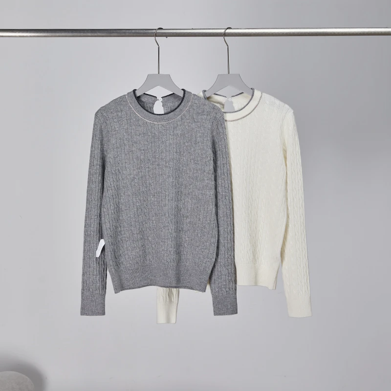 钉珠圆领针织长袖