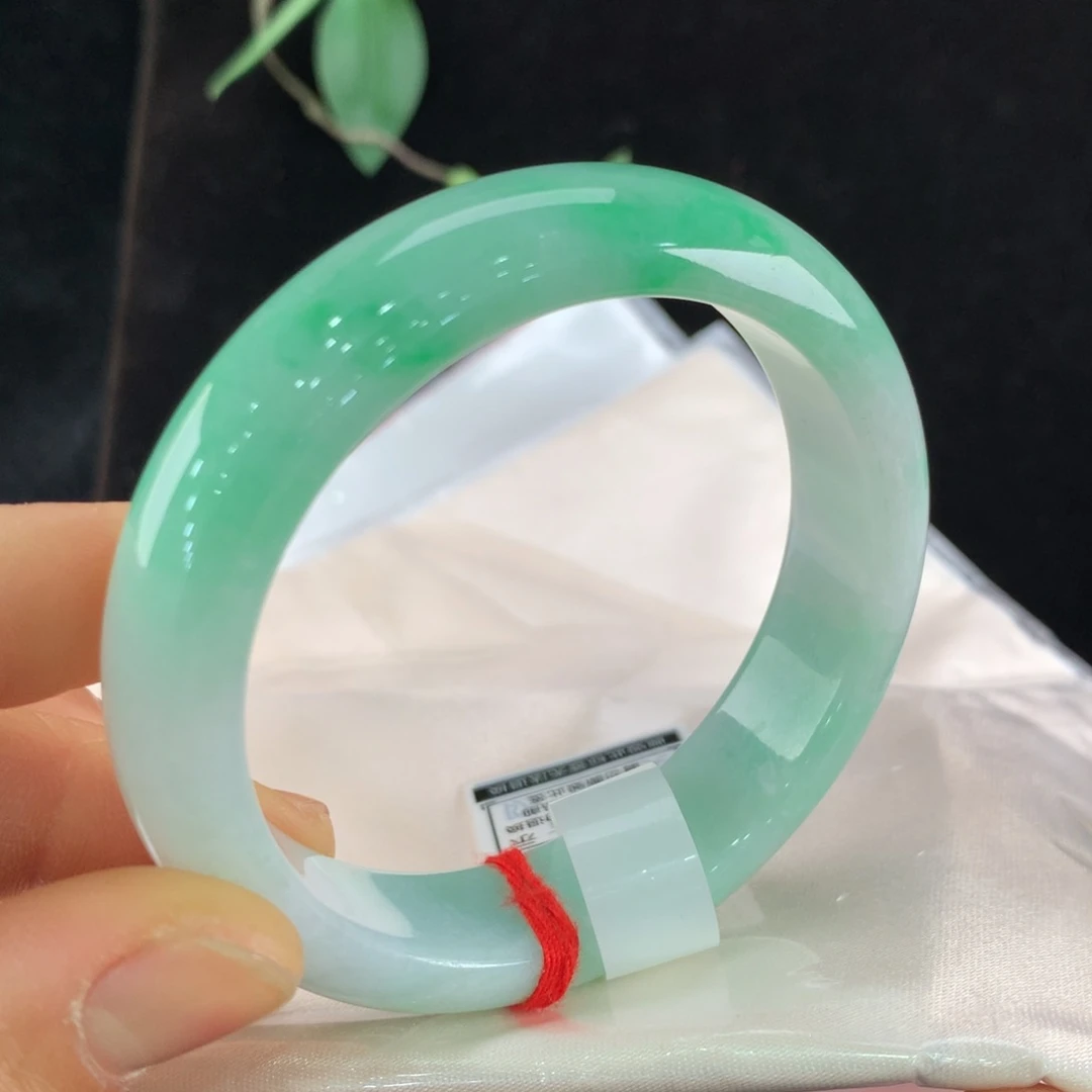 翡翠手镯未镶嵌111-1013